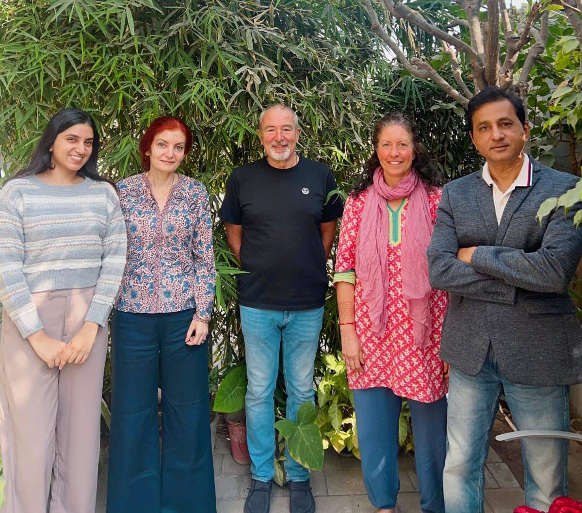 American Girl learning Hindi in Jaipur Roberto Intensive Hindi course in Jaipur